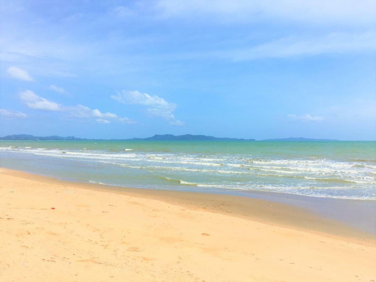 Cosy Lumpini Beachfront One Bedroom Jomtein Bãi biển Jomtien Ngoại thất bức ảnh
